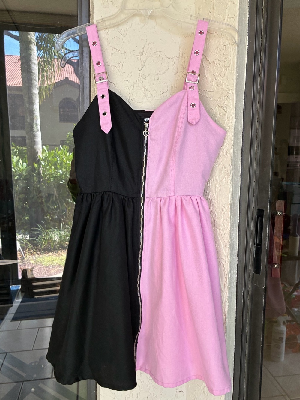 Hot Topic Pink & Black Split Heart Zip Overall Dress - Small/Medium